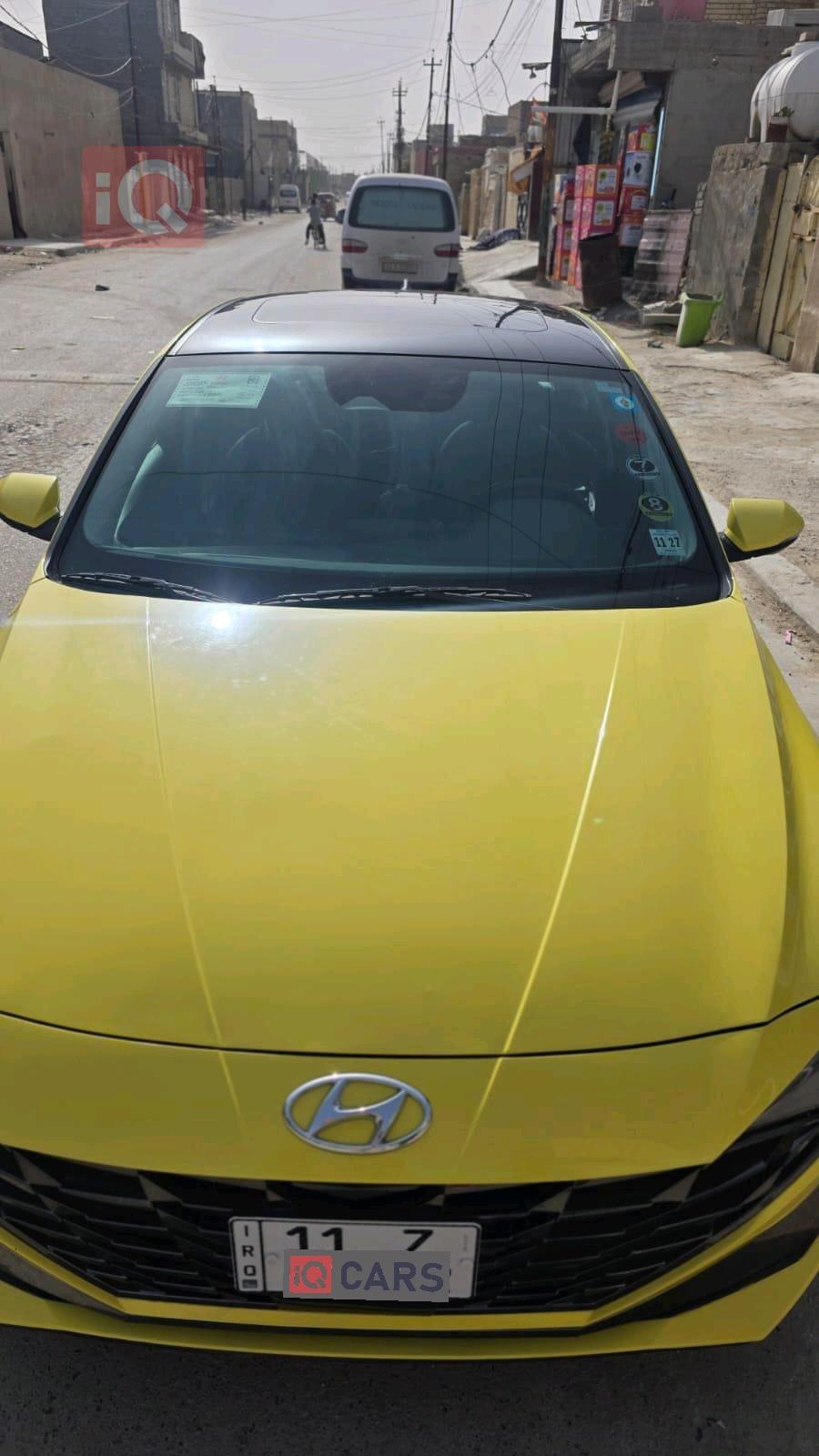 هیۆندای ئەلەنترا